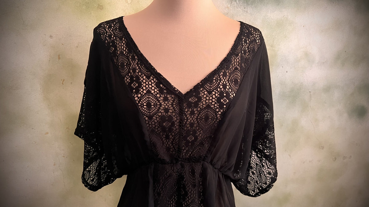 Black Sheer Lace Kimono Tunic Cover-Up V Neck Boho Romantic