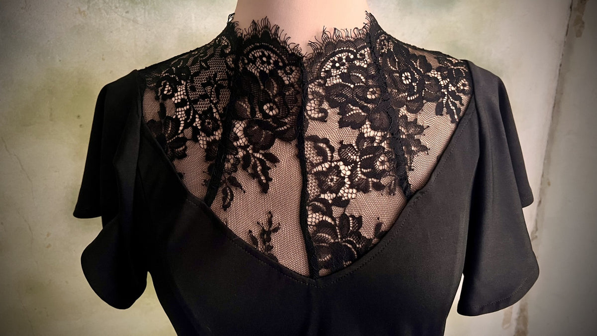 Scarlet Darkness Black Lace Flutter