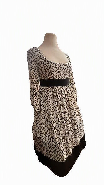 London Times Black & Ivory Printed Fit & Flare Dress Size 4