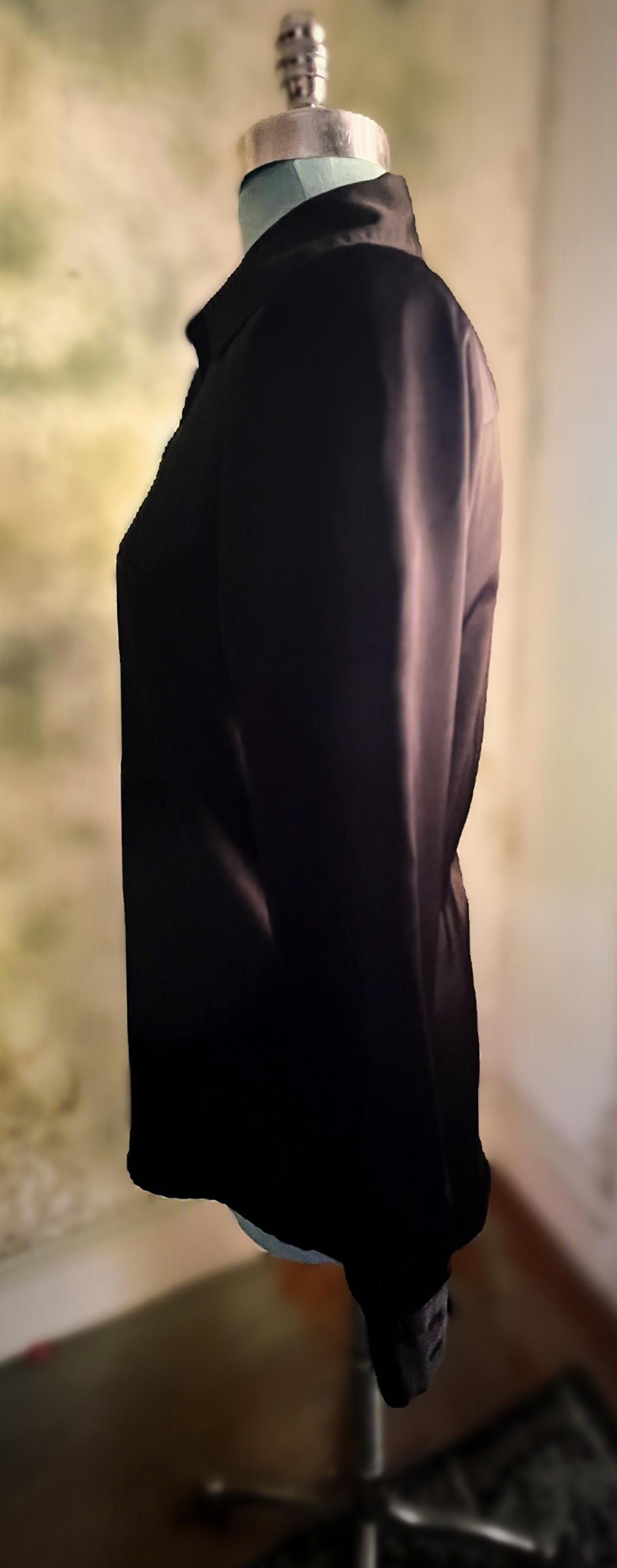Black Satin Long Sleeve Tunic Blouse – Hidden Button Front - Size Small