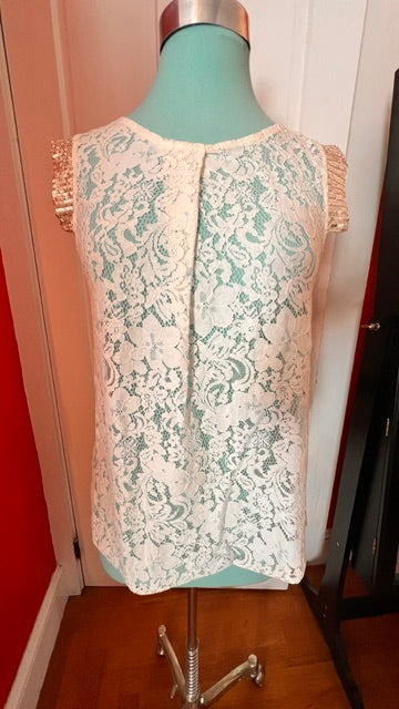 Civico 51 Made in Italy Ivory Lace Blouse Size Small Sequin Cap Sleeves