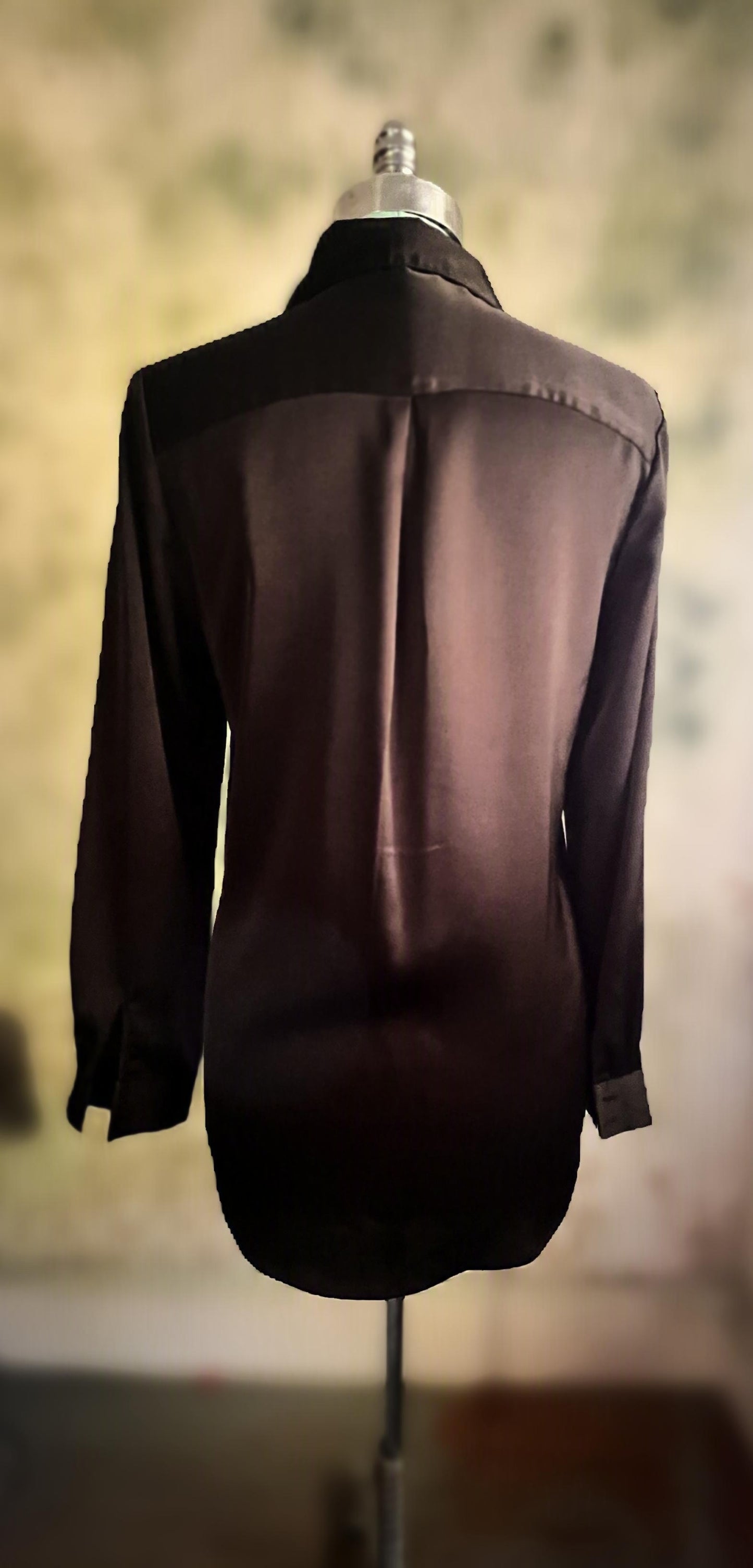 Black Satin Long Sleeve Tunic Blouse – Hidden Button Front - Size Small