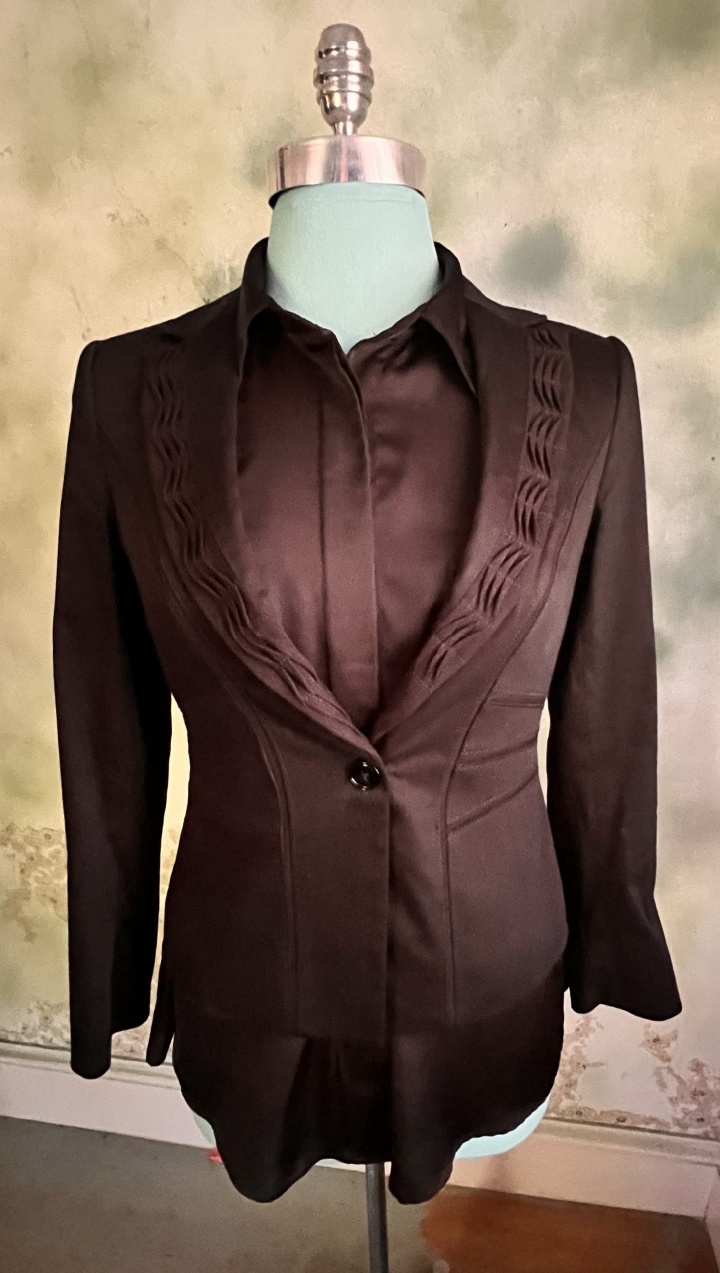 White House Black Market Black Fitted Blazer Jacket Size 2 Pleated Lapels