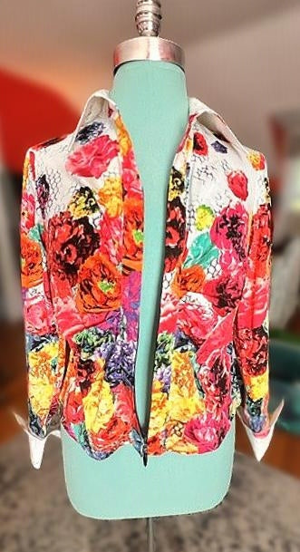 Mishca Petite Small Bold Floral Zip-Up Blouse/Jacket
