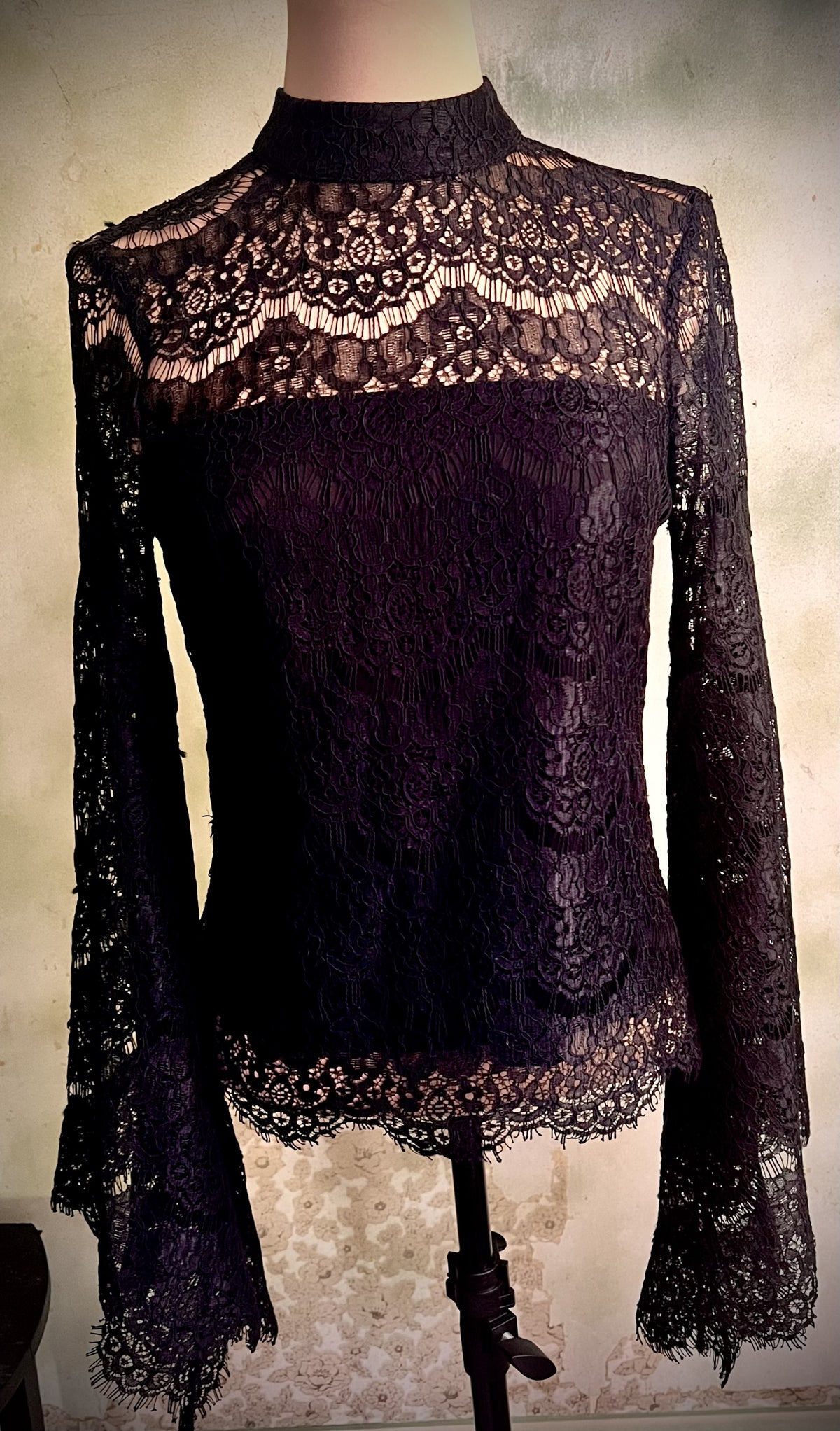 Venus Size 2 Black Lace High Neck Bell Sleeve Blouse