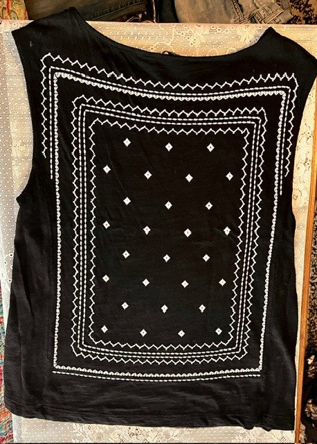 Banana Republic Black White Embroidered Sleeveless Top Size Medium
