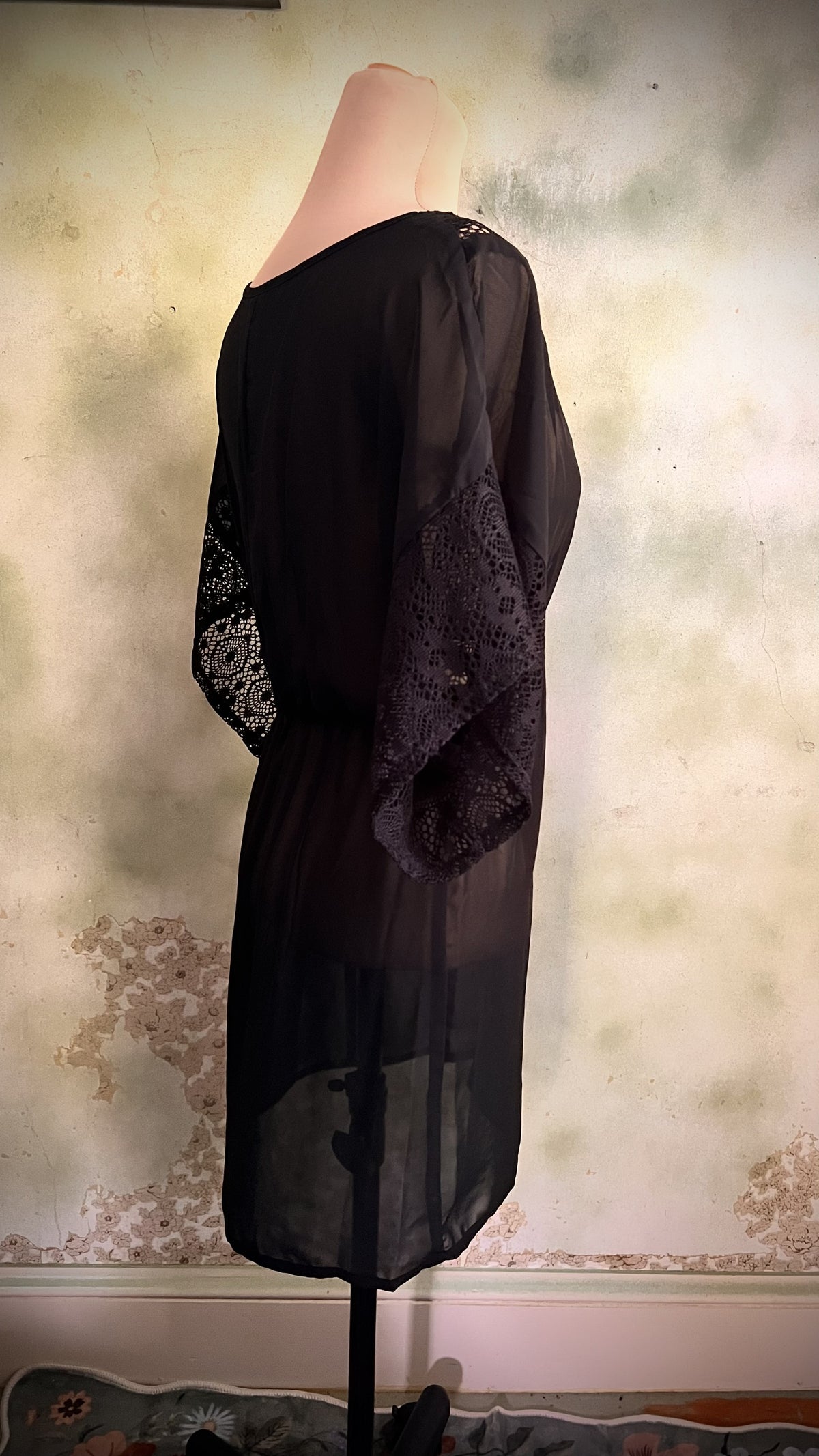 Black Sheer Lace Kimono Tunic Cover-Up V Neck Boho Romantic
