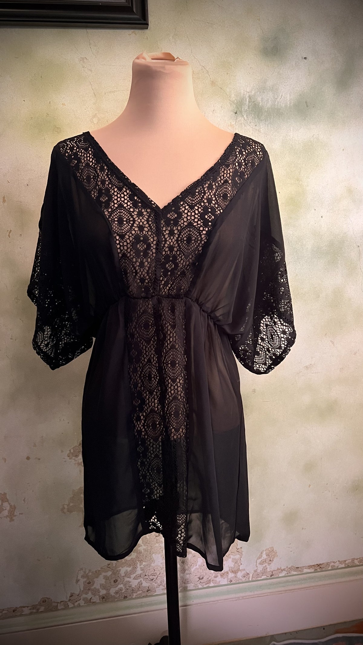 Black Sheer Lace Kimono Tunic Cover-Up V Neck Boho Romantic