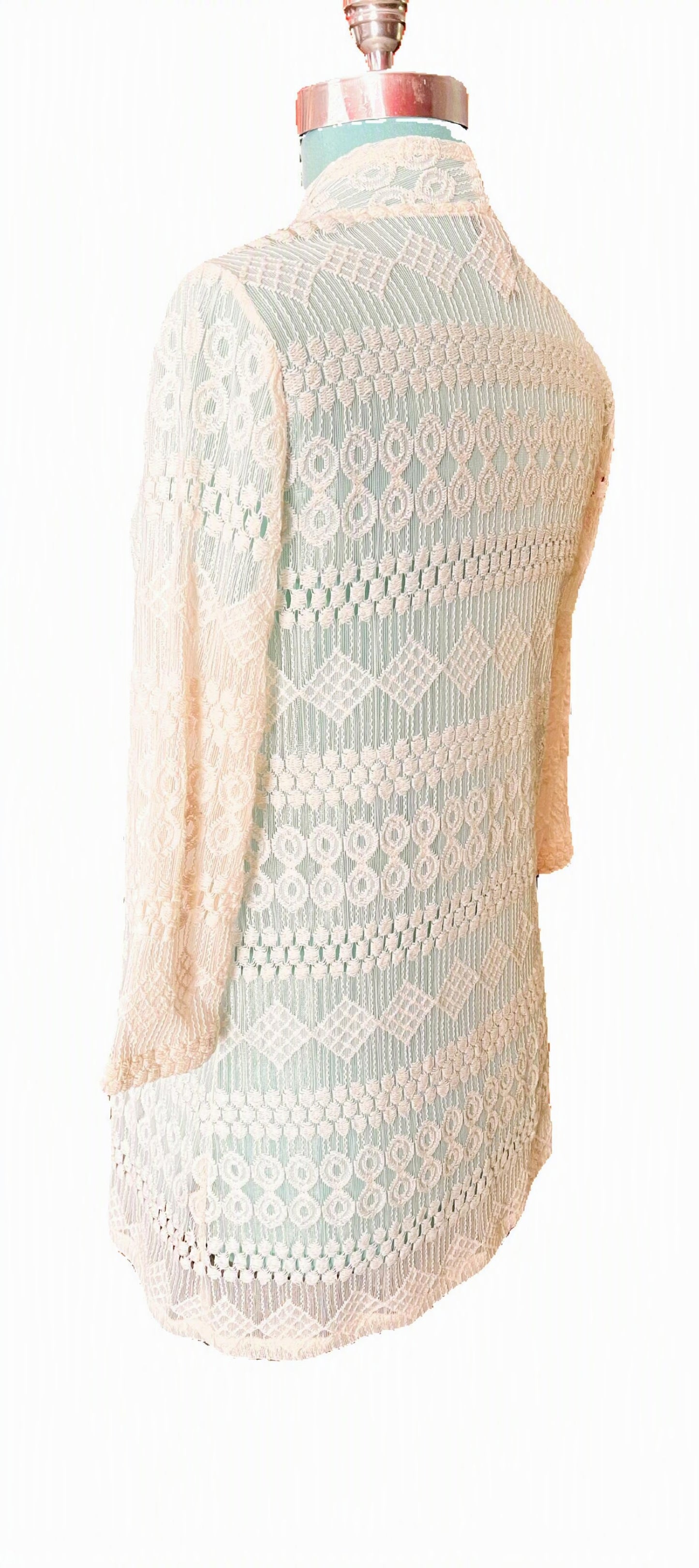 Chico’s Travelers Collection White Lace Open-Front Cardigan — Size 0