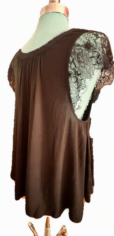 Free People Black Lace-Trim Flowy Swing Top — Size Medium