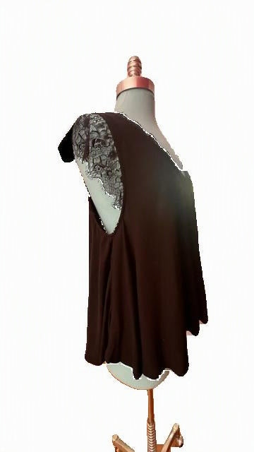 Free People Black Lace-Trim Flowy Swing Top — Size Medium