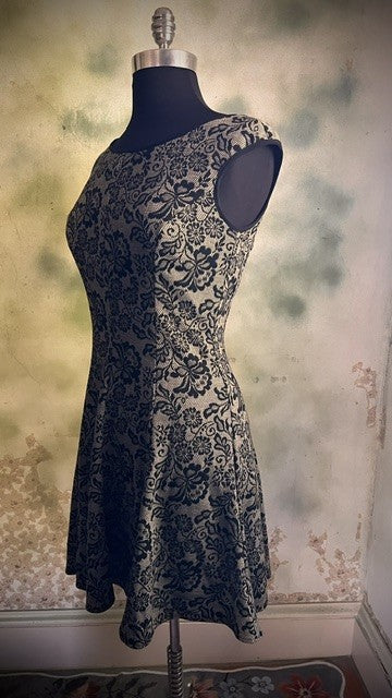 Maggy London Gold Black Floral Brocade Fit & Flare Dress Size 4