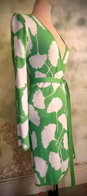 Diane von Furstenberg DVF Green White Floral Wrap Dress XXS