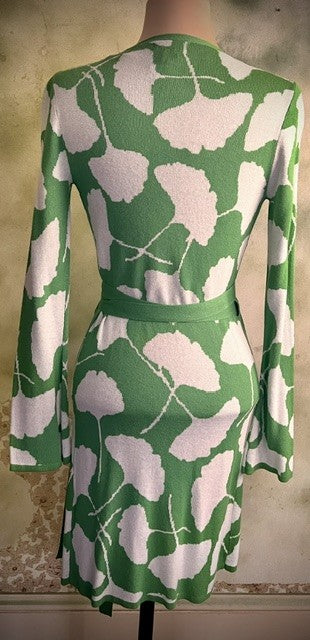 Diane von Furstenberg DVF Green White Floral Wrap Dress XXS