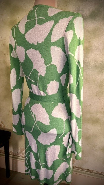 Diane von Furstenberg DVF Green White Floral Wrap Dress XXS