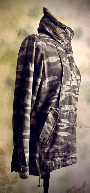 Jolt Gray Camo Utility Jacket Hooded Military Anorak Size Small