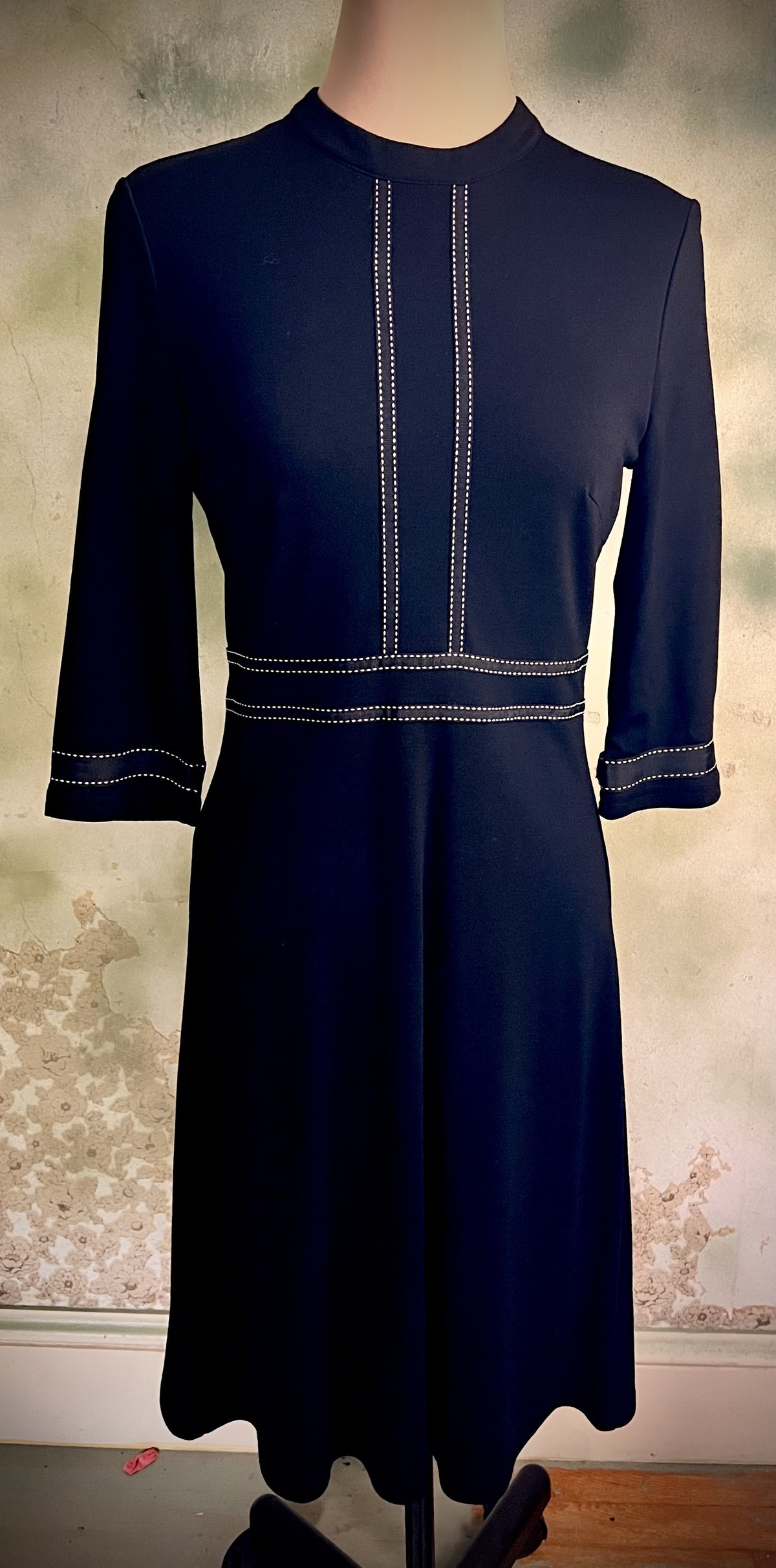 Homeyee Black Fit & Flare Dress Size 4 Contrast Stitching