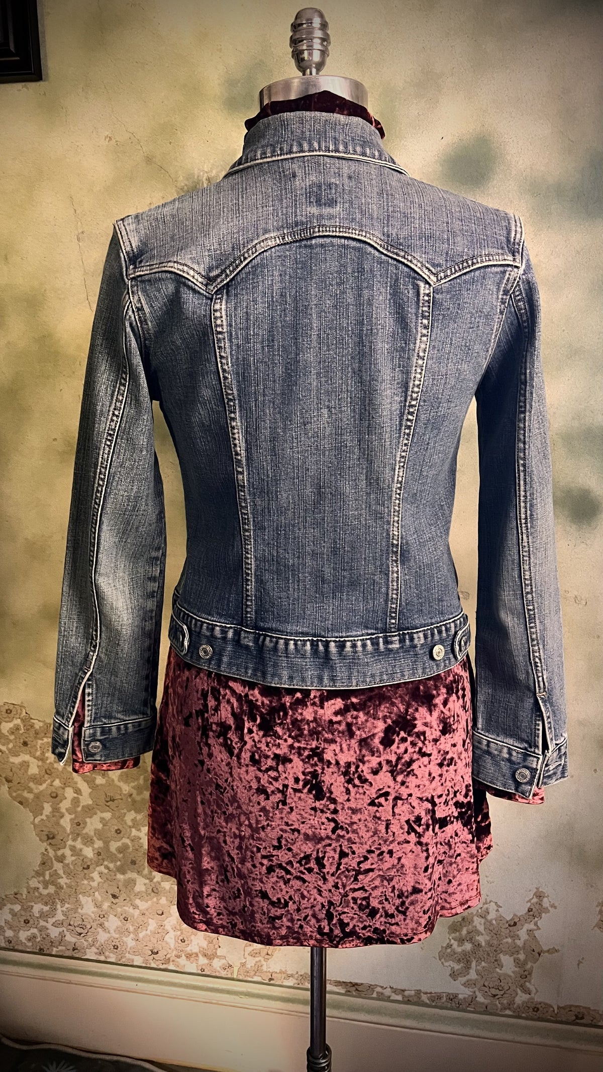 Kimchi Blue Pink Crushed Velvet Mock Neck Mini Dress Size Medium