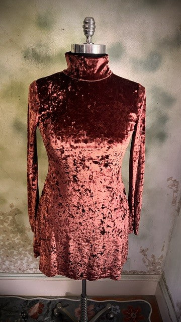 Kimchi Blue Pink Crushed Velvet Mock Neck Mini Dress Size Medium