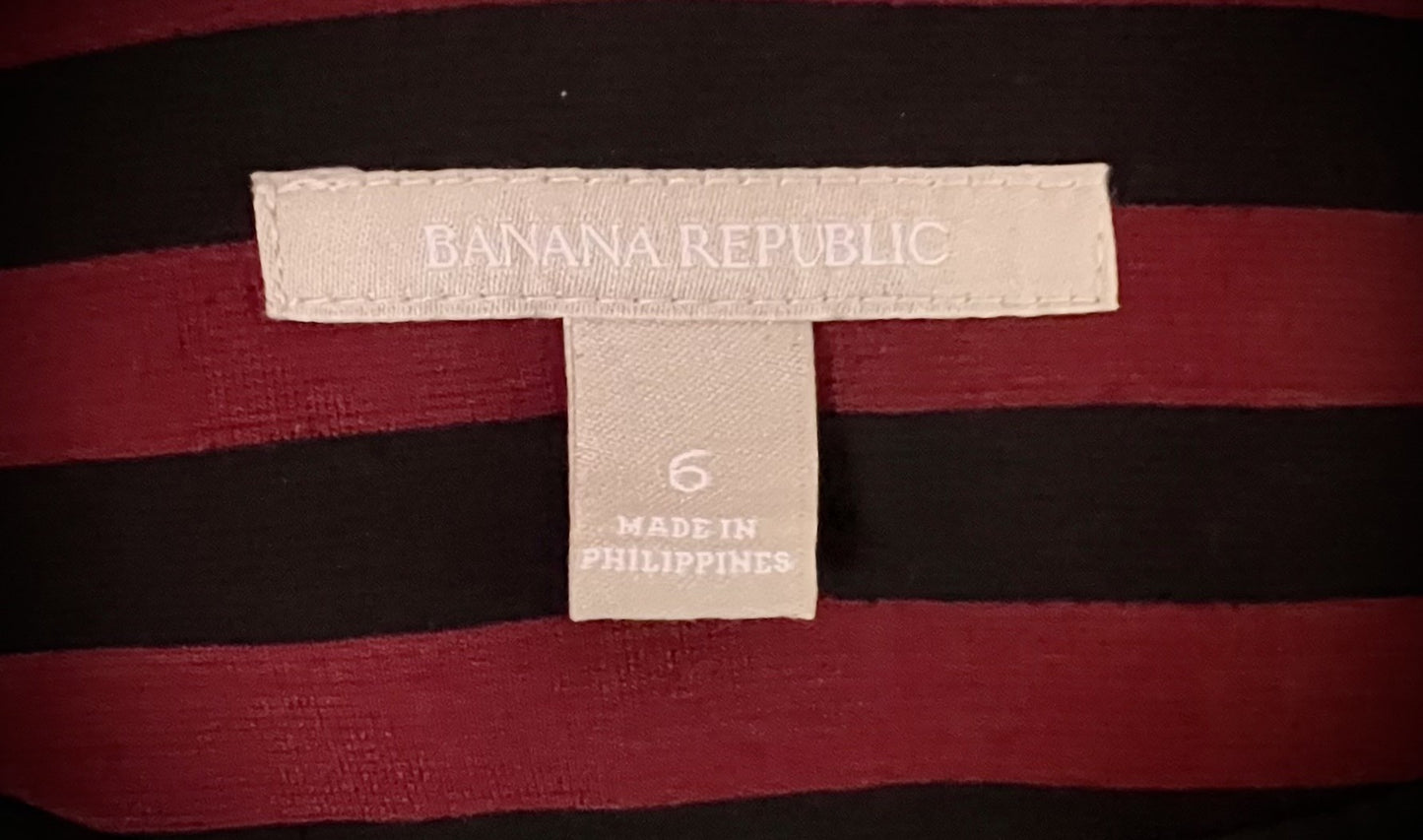 ✨ Banana Republic Striped Blazer — Size 6