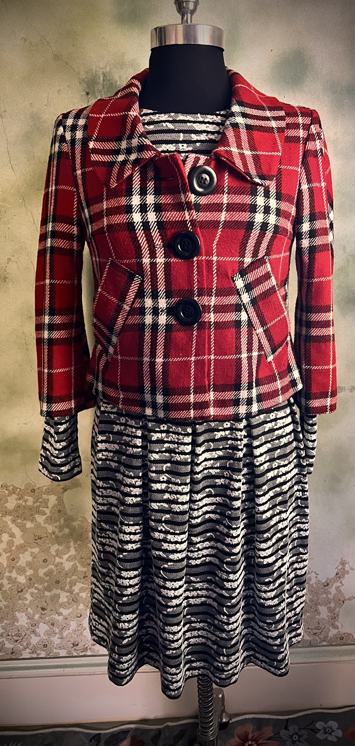 Last Kiss Red Plaid Cropped Jacket Size Small Retro Preppy Mod