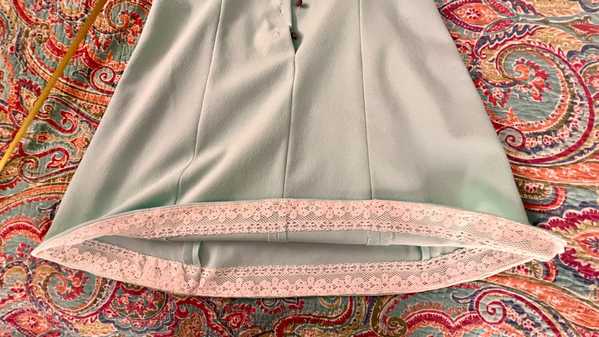 Vintage Sears Jr. Bazaar 60s Mod Mint Mini Dress Gold Buttons XS/S