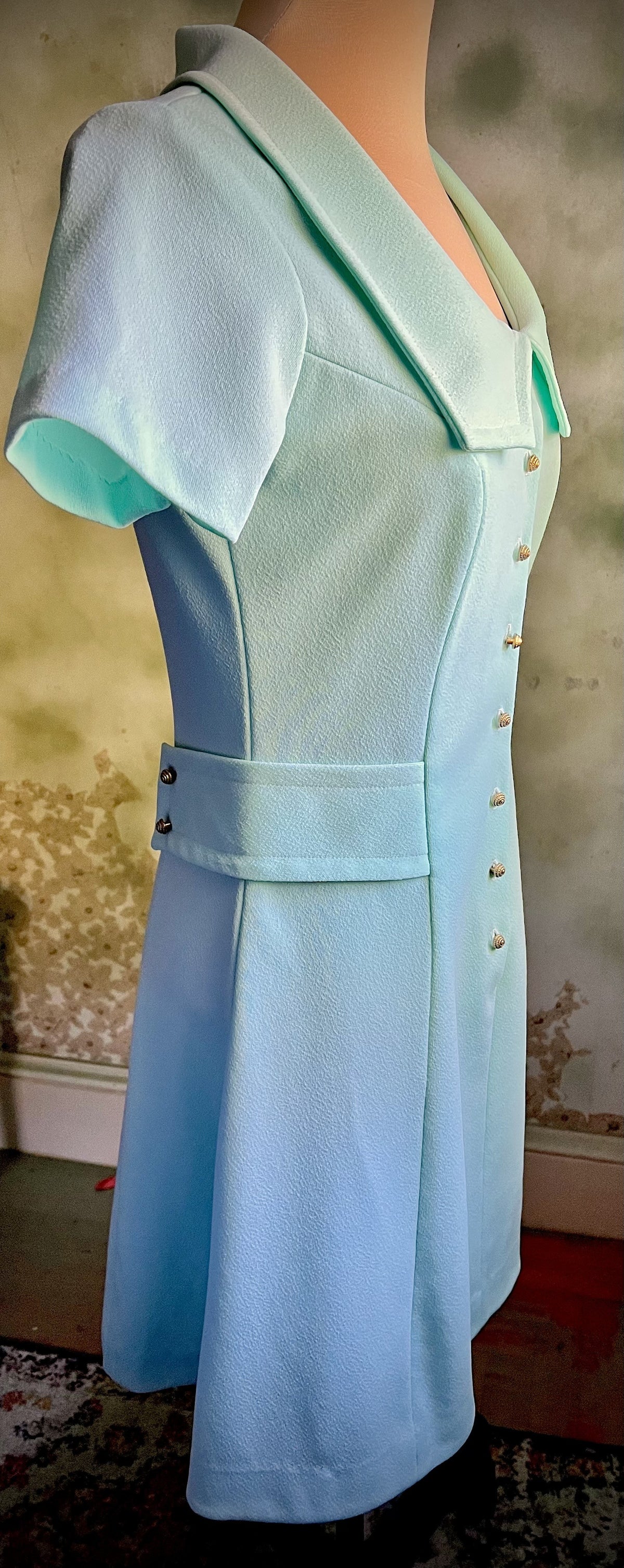 Vintage Sears Jr. Bazaar 60s Mod Mint Mini Dress Gold Buttons XS/S
