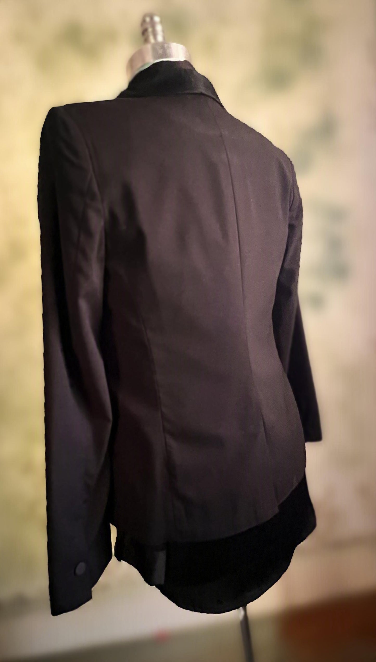 Lauren Conrad Black Tuxedo Blazer Size 4 Satin Shawl Collar